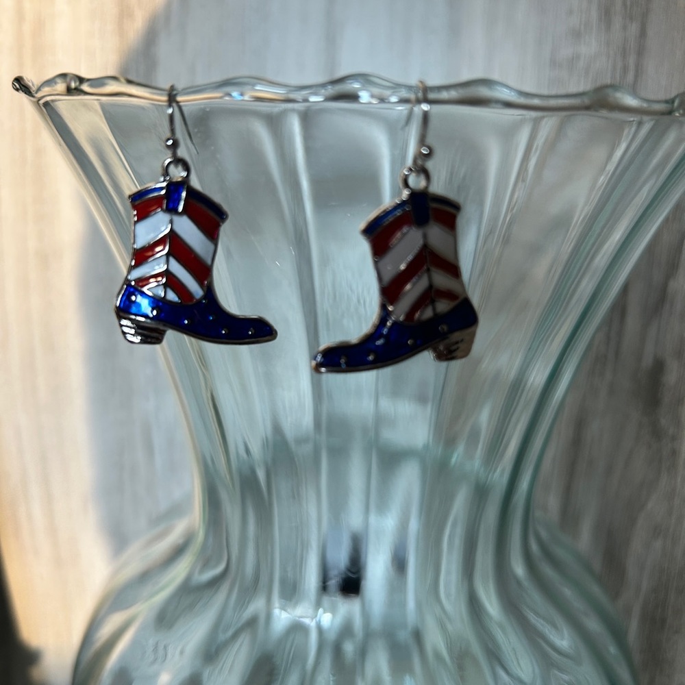 USA Flag boot shape earrings